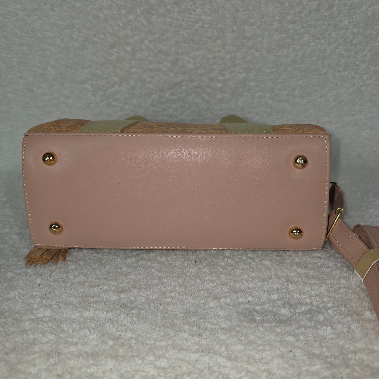 Handcrafted Mexican Light Coral Tooled Leather Handbag with Chiapas Loom Embroidered Side Panels