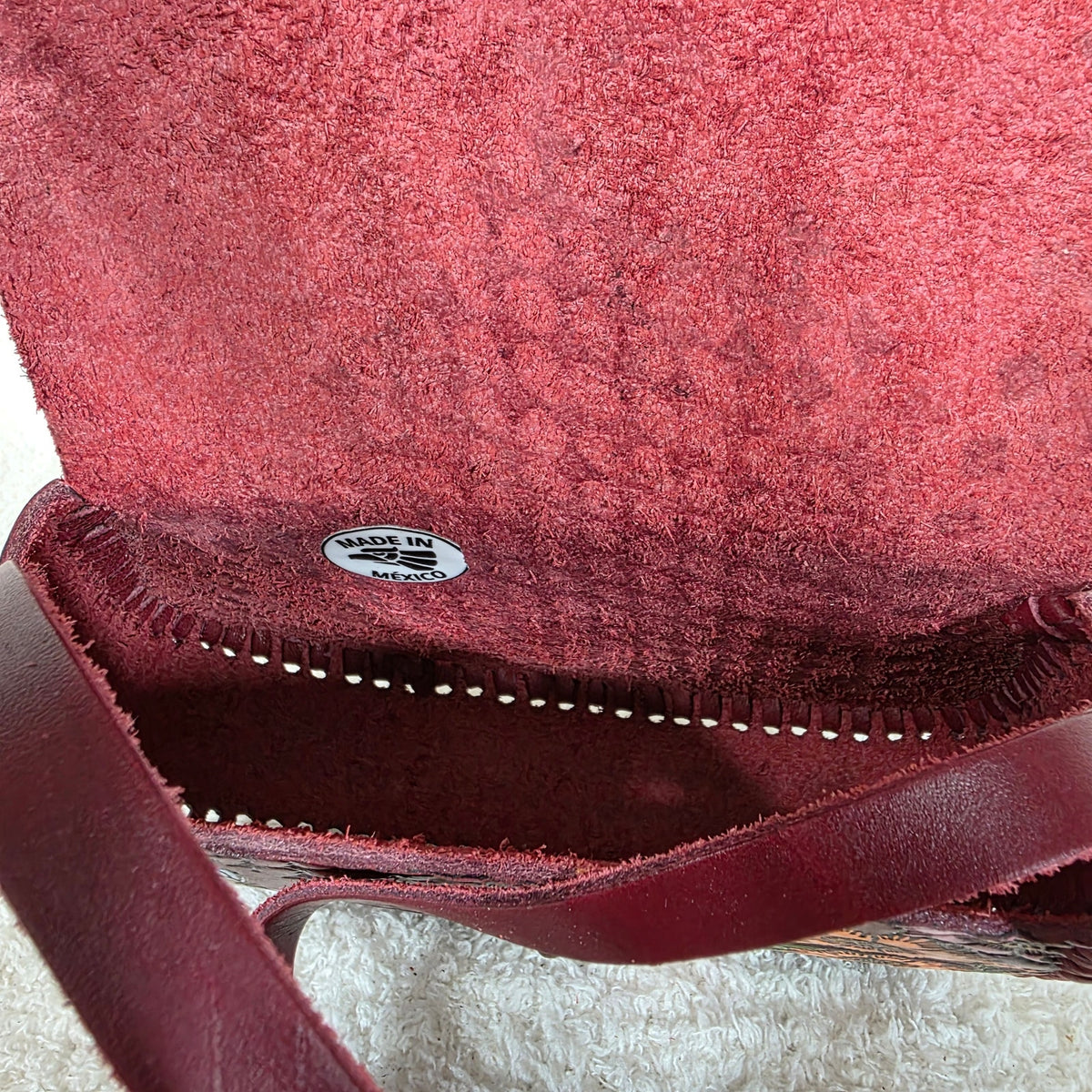 Mexican Hand-Tooled Leather Flowers & Colibrí Red Crossbody Bag
