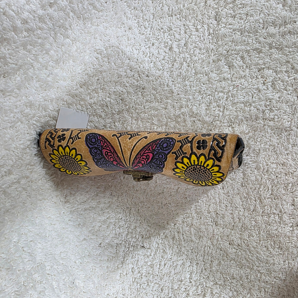Mexican Hand-Tooled Leather Butterflies & Red Alcatraz Calla Lily Flowers Tan Clutch Wristlet Bag