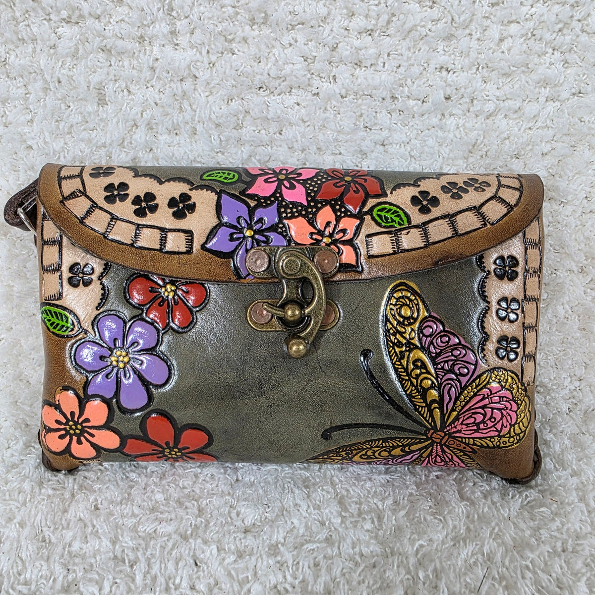 Olive Green Hand-Tooled Vaqueta Leather Butterflies & Flowers Wristlet — León, Guanajuato