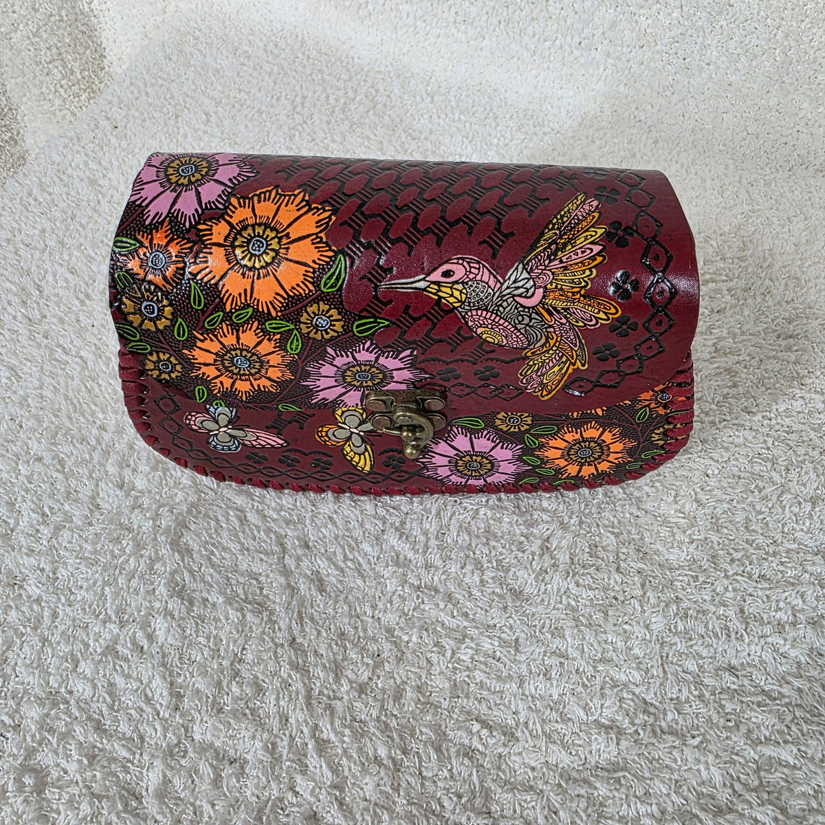 Mexican Hand-Tooled Leather Flowers & Colibrí Red Crossbody Bag